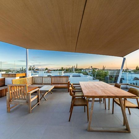 Penthouse 13 - One Bay Residence With Private Rooftop Terrace And Dip In Pool Pereybere Beach エクステリア 写真